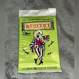 Vintage 1990 Beetlejuice Pack Of 5 Trading Cards & 1 Glow Sticker